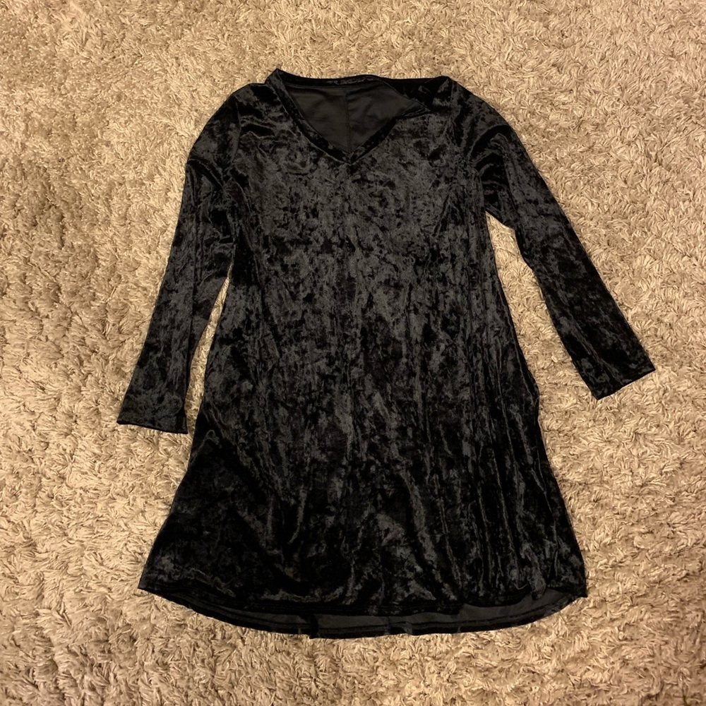 Black Velvet Dress with Pockets